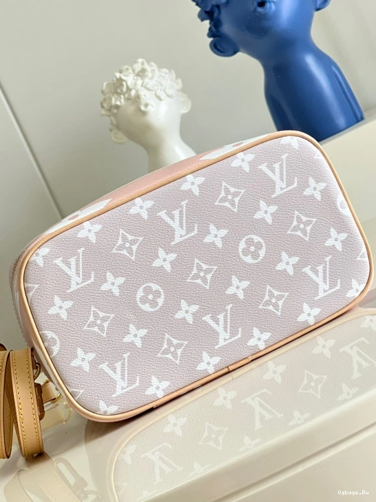 TOILETRY LOUIS VUITTON BAG 1231